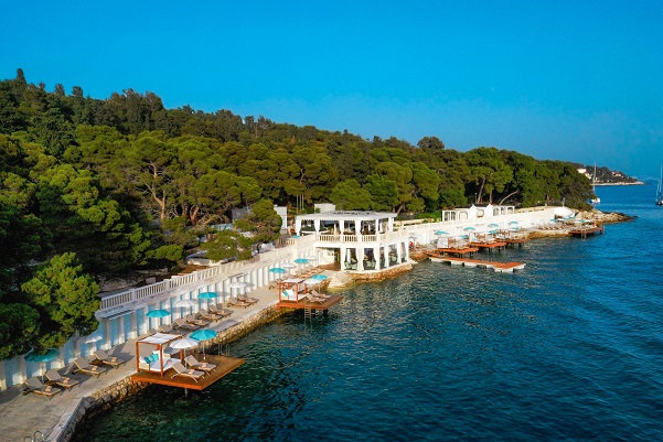 Slika 4_beach club hvar.jpg