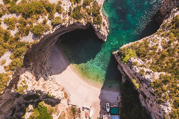 Top 10 Beaches Stiniva.jpg