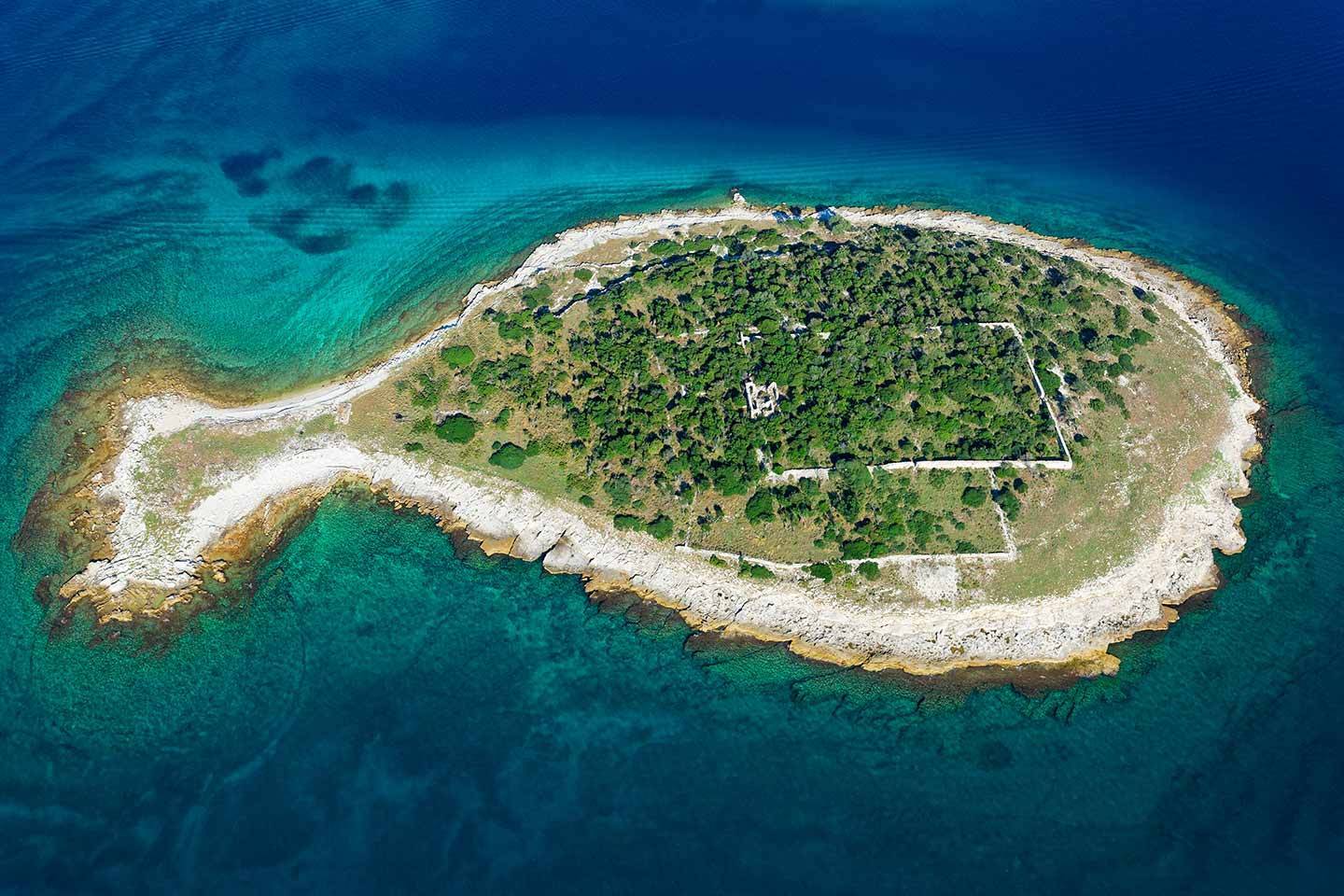 Gaz - Isola a forma di pesce nell'Arcipelago di Brijuni