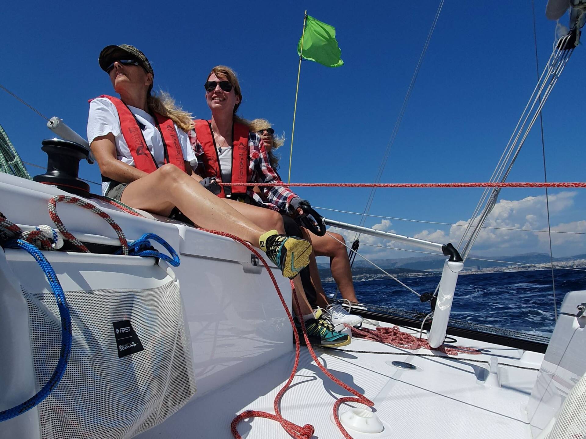 Chez Ultra Sailing, les instructeurs sont des régatiers chevronnés et des skippers professionnels