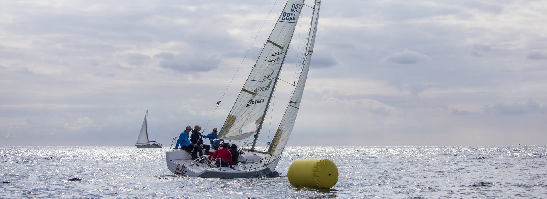 Sailing360 est un centre de formation maritime et une école de voile pour adultes