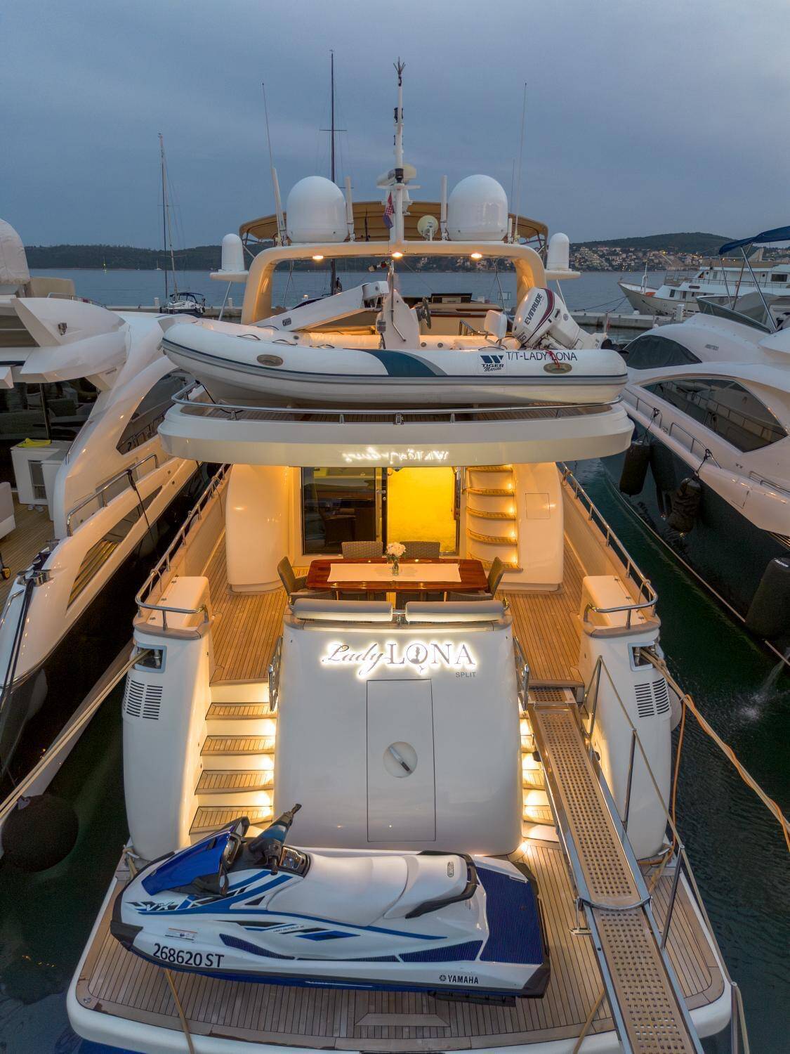 Amer 86  | Lady Lona