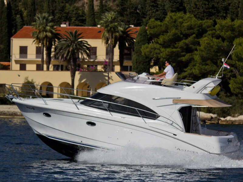 Antares 36  | Galeb