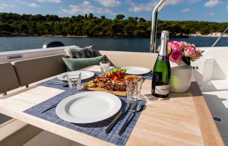 Aquila 44  | Adriatic Z