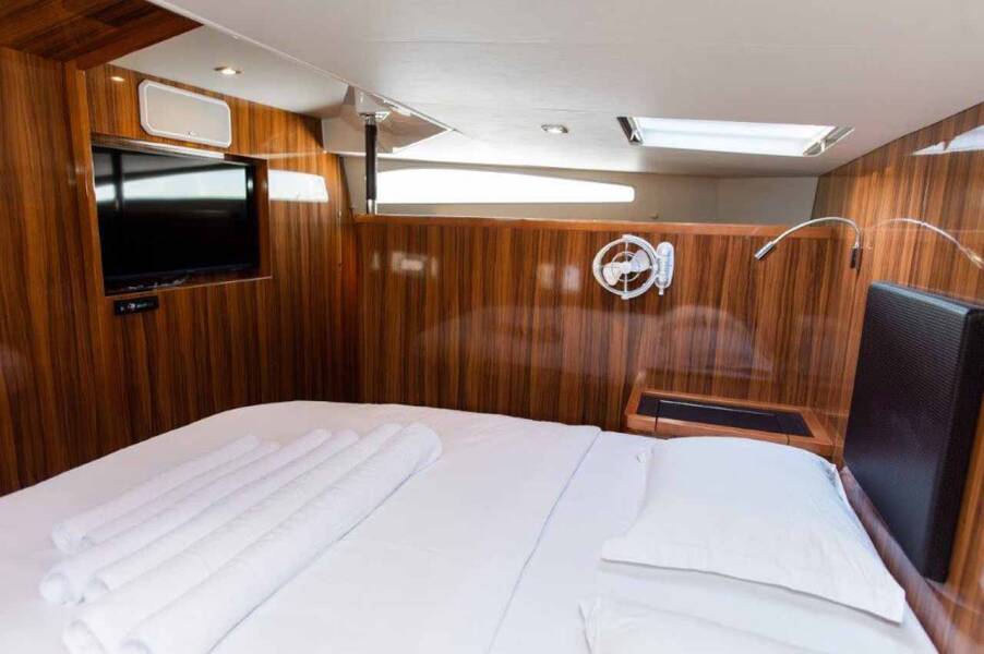 Aquila 44  | Adriatic Z