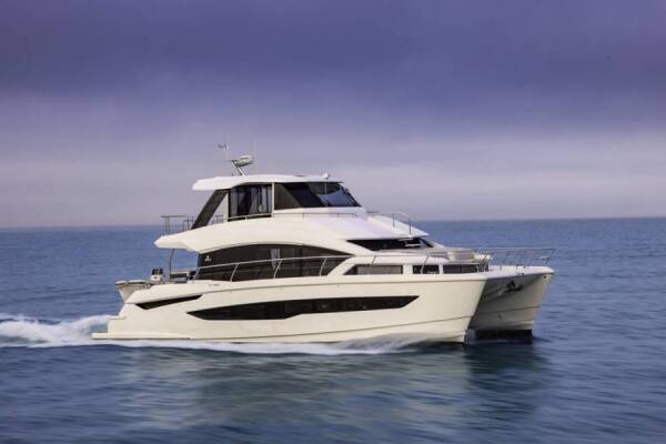 Aquila 54 | By My Side