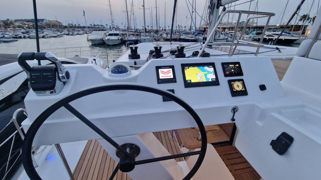Aventura 45  | Cajha