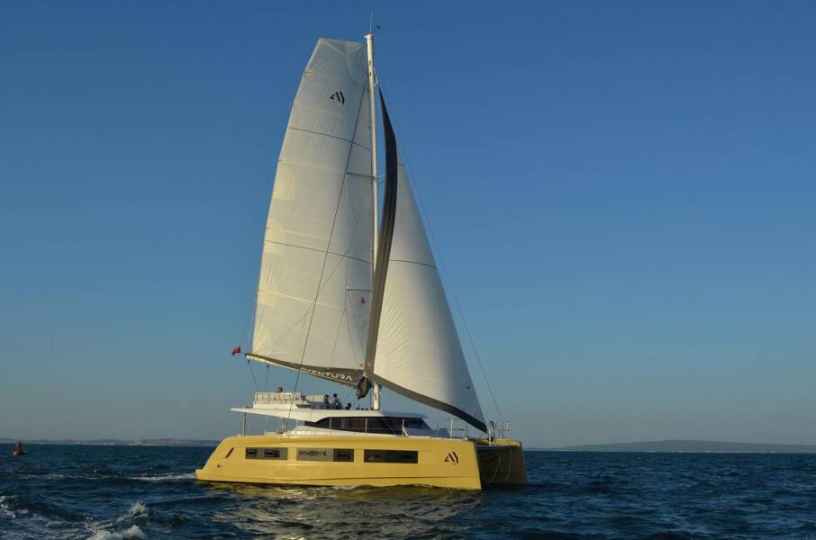 Aventura 45  | Art M