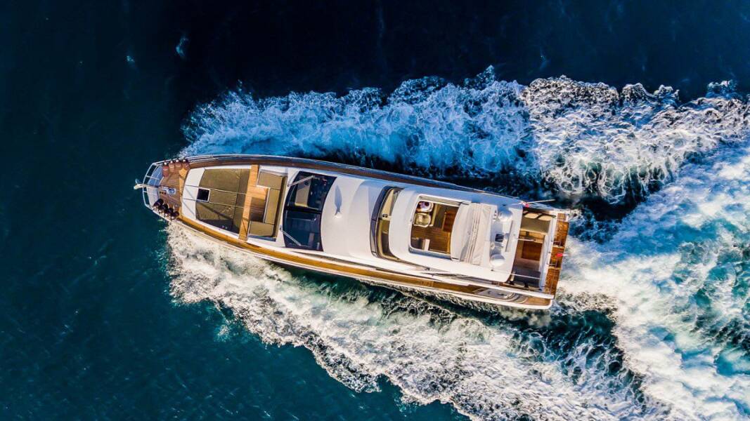 Azimut 66  | MY My Karat II