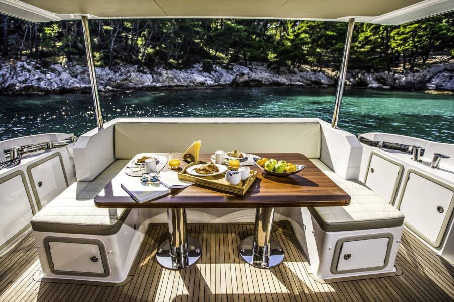 Azimut 66  | Tamara II