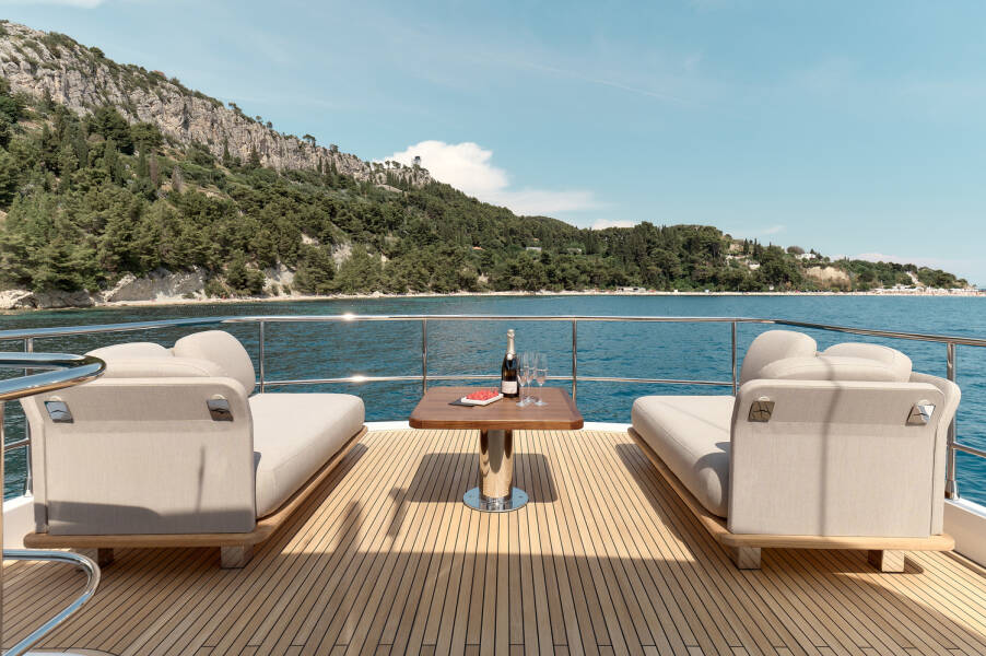 Azimut Magellano 66  | Princess M