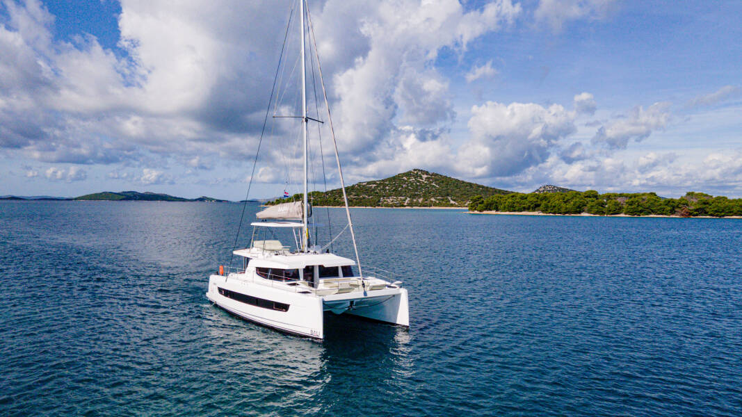 Bali 4.6 | Grand Azure