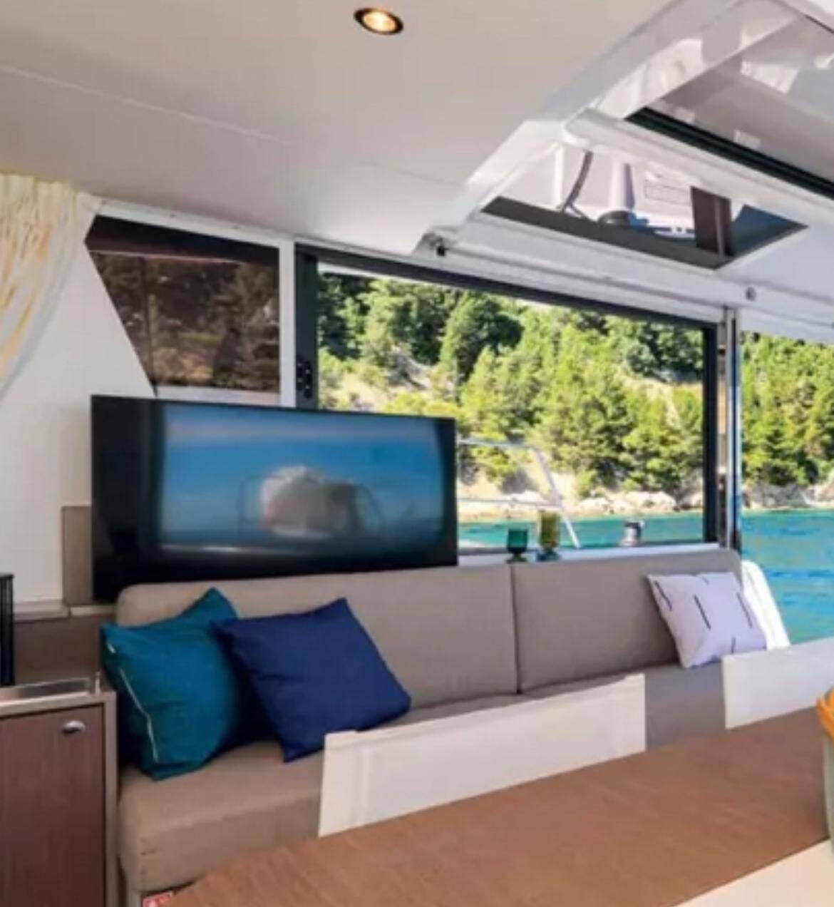 Bali 4.6 | Aquaholic