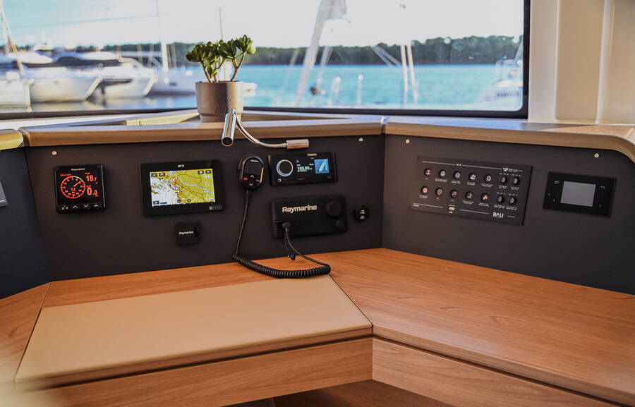 Bali 4.6 | Aquaholic