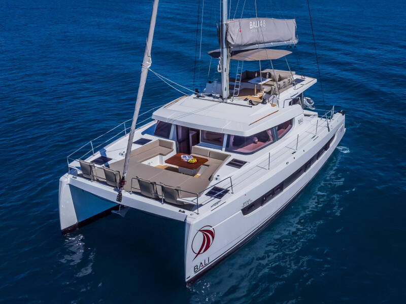 Bali 4.8  | Manul