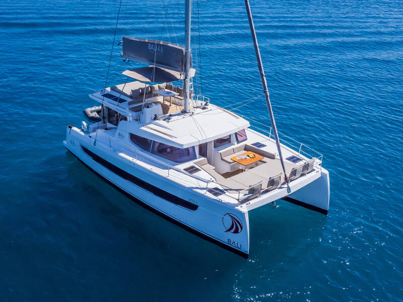 Bali 4.8  | Manul