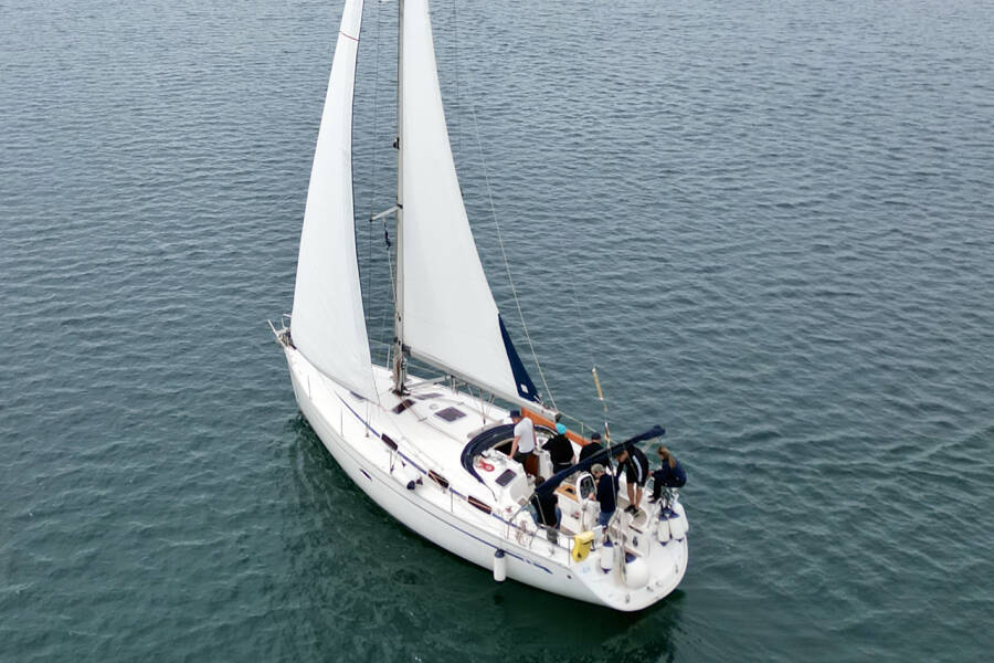 Bavaria 37 Cruiser  | Funky