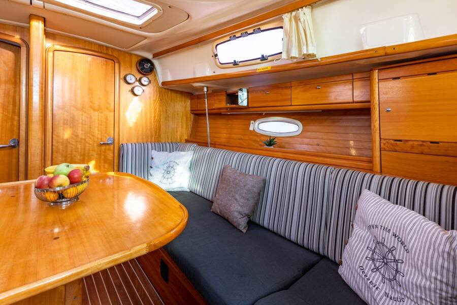 Bavaria 37 Cruiser  | Funky