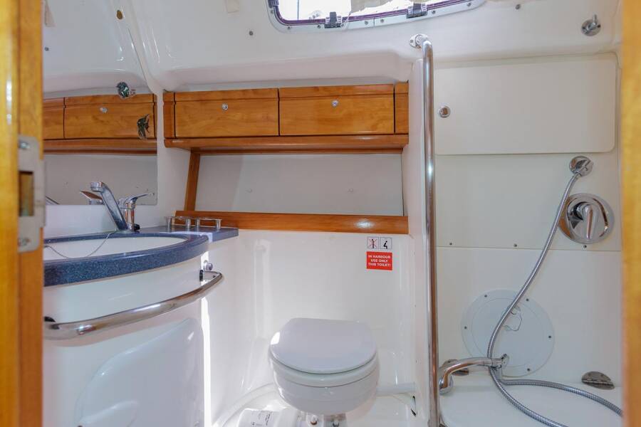 Bavaria 42 Cruiser | Lady Clam