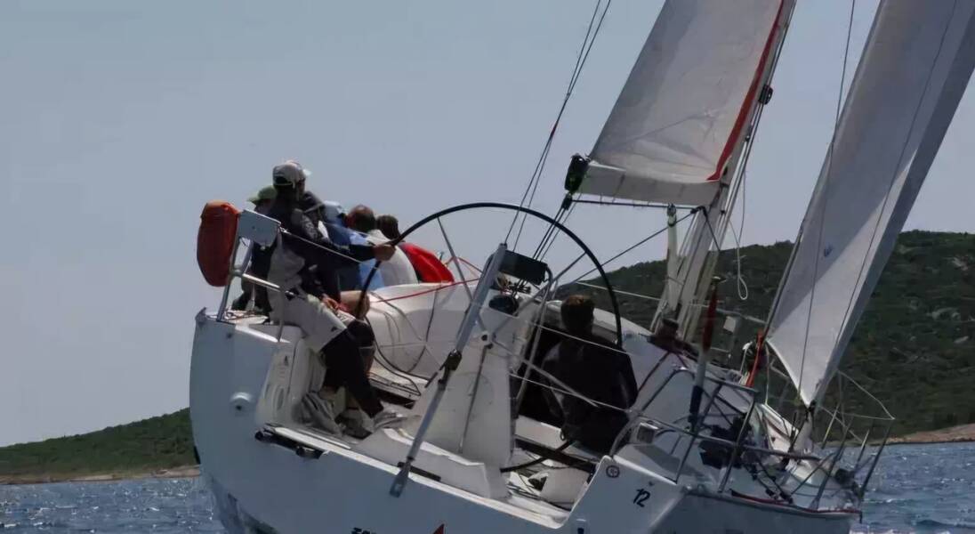 Bavaria 42 Match  | Fastnet