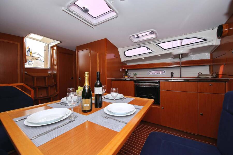 Bavaria 43 Cruiser  | Annabella