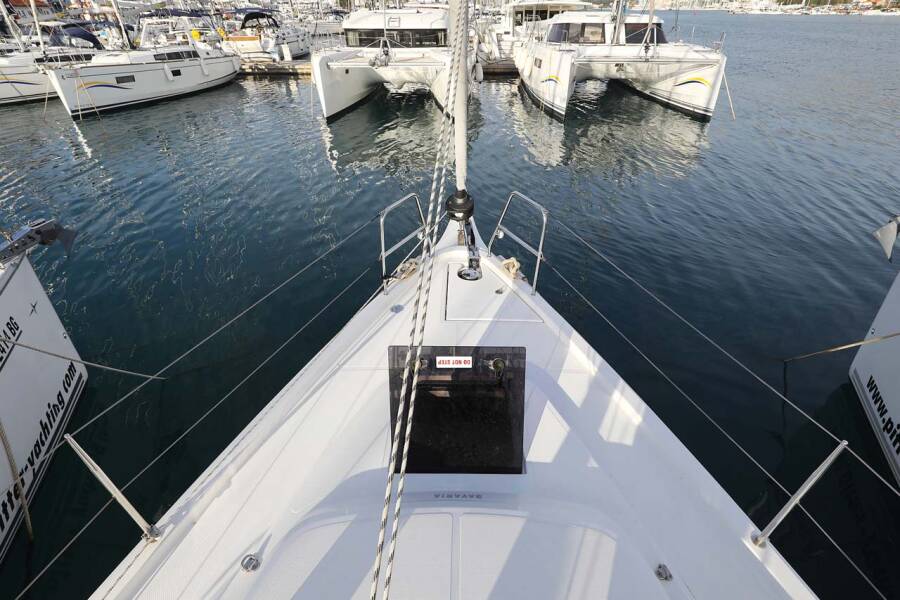 Bavaria C38 Style  | Amore