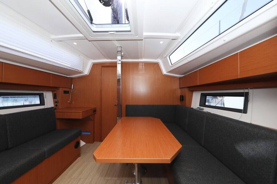 Bavaria C38  | Blue Note