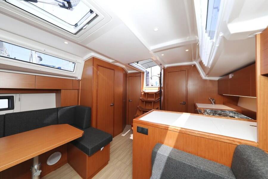 Bavaria C38  | Blue Note