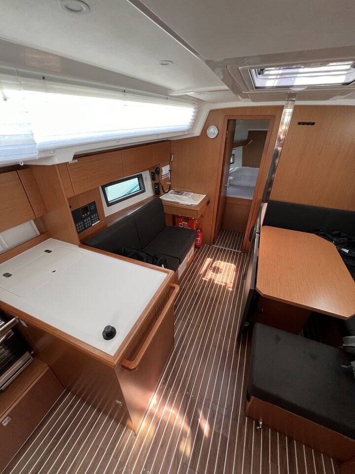 Bavaria C38  | Nela