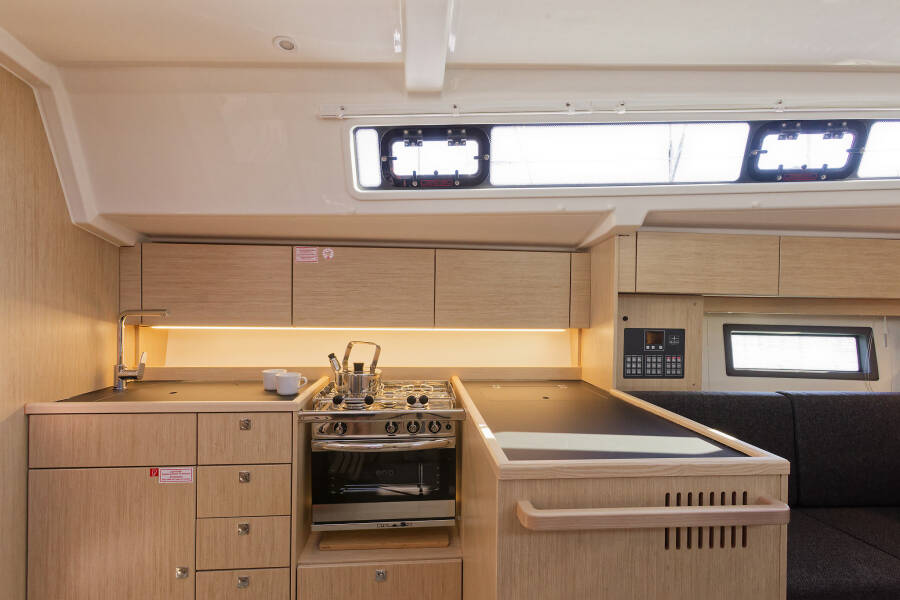 Bavaria C38  | Skye