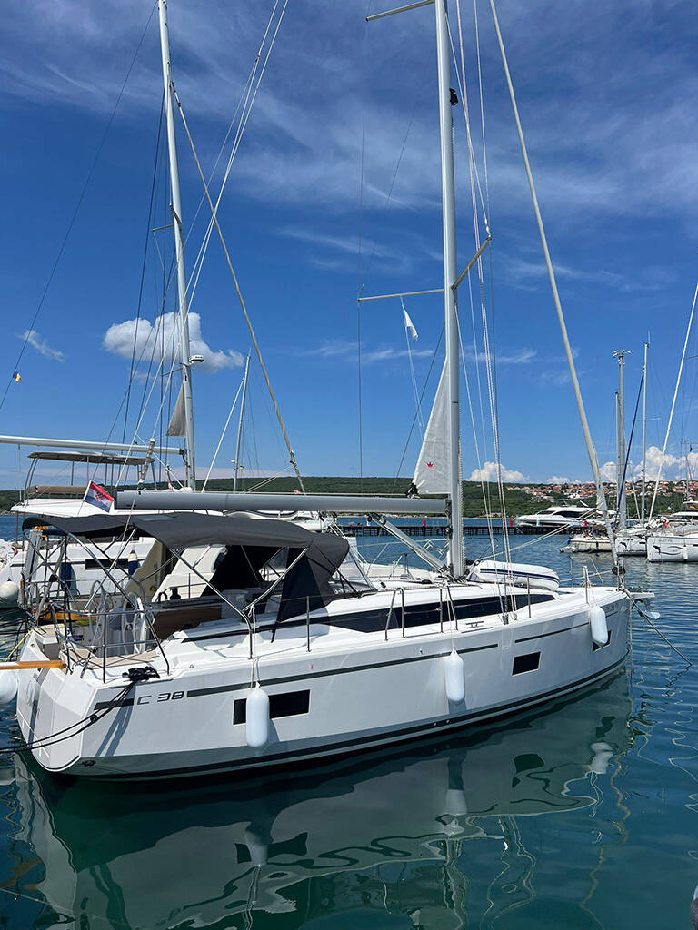 Bavaria C38  | Ohana