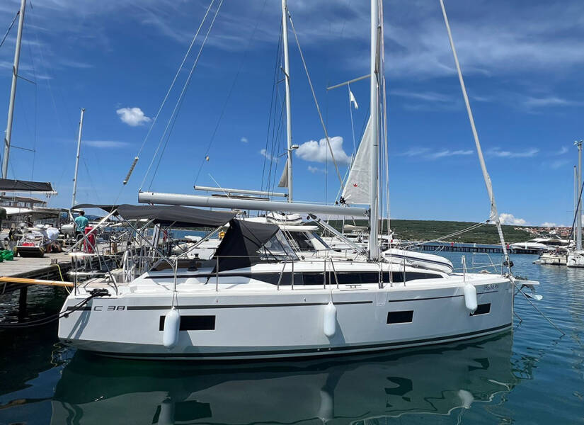 Bavaria C38  | Ohana