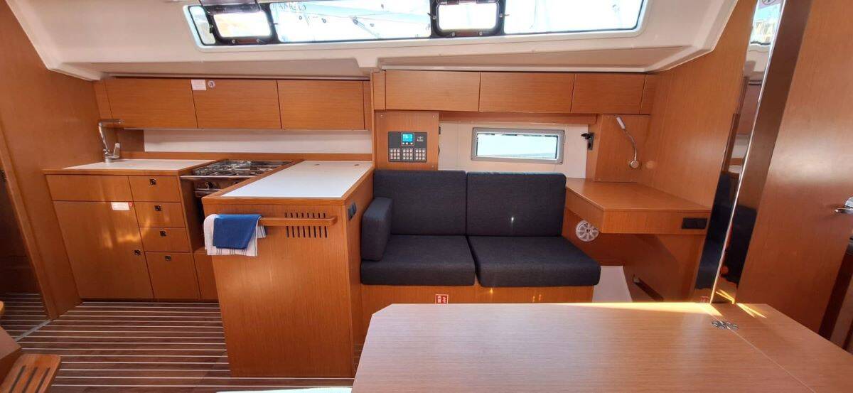 Bavaria C38  | Papagena