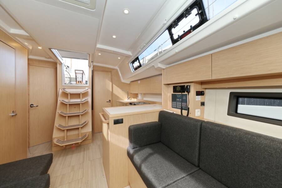 Bavaria C38  | Freewise
