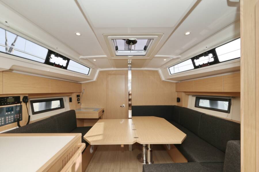 Bavaria C38  | Freewise