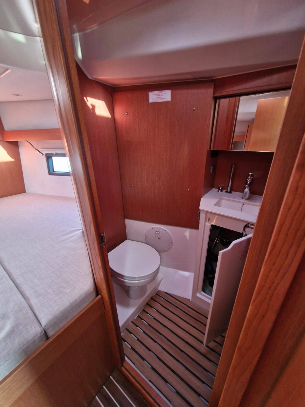 Bavaria C38  | Williams