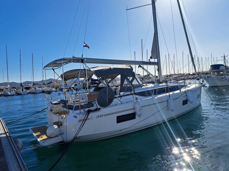 Bavaria C38  | Asterix