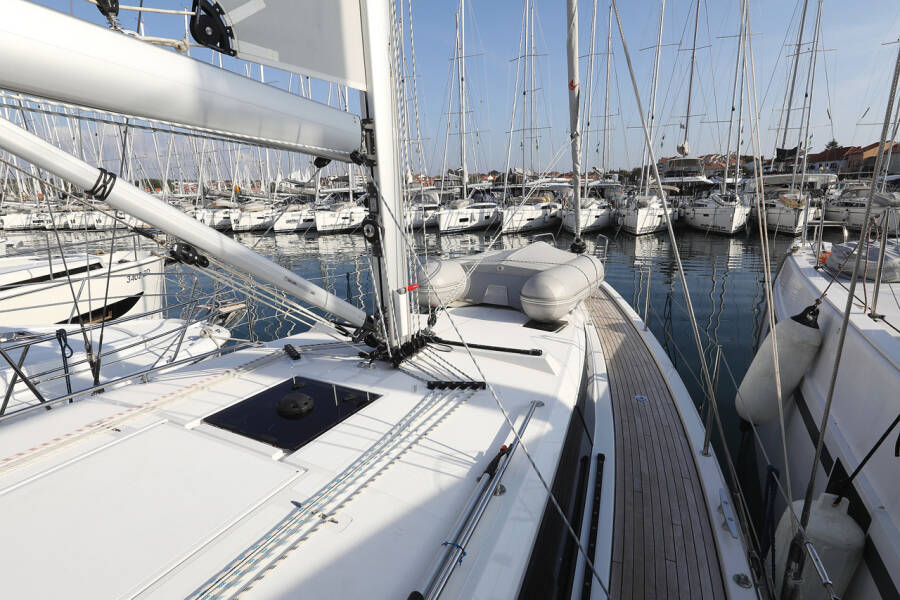 Bavaria C42 Style  | Silver Seagull