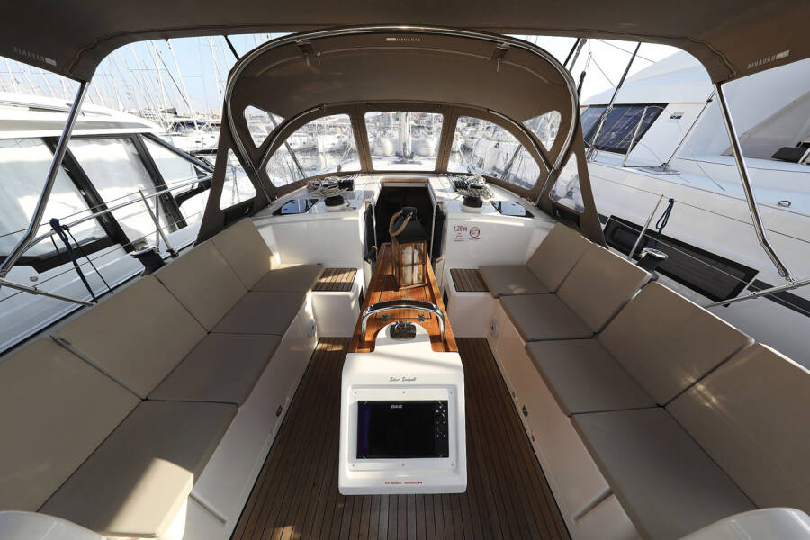 Bavaria C42 Style  | Silver Seagull