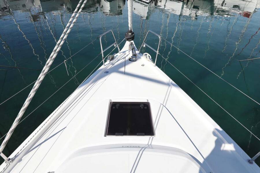 Bavaria C42 Style  | Leya