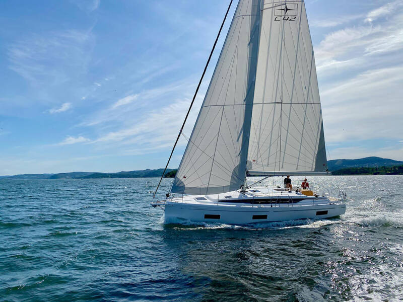 Bavaria C42 Style  | Polaris