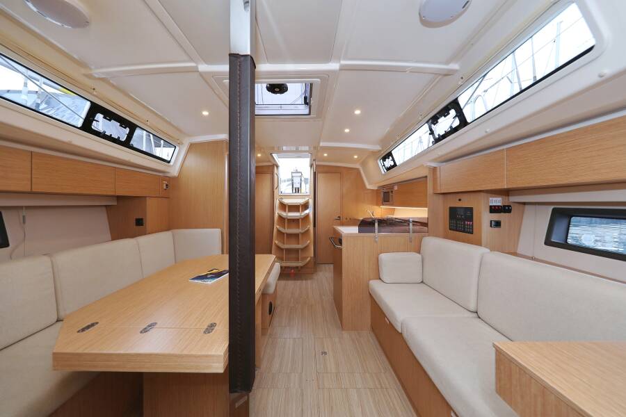 Bavaria C42  | Maupiti