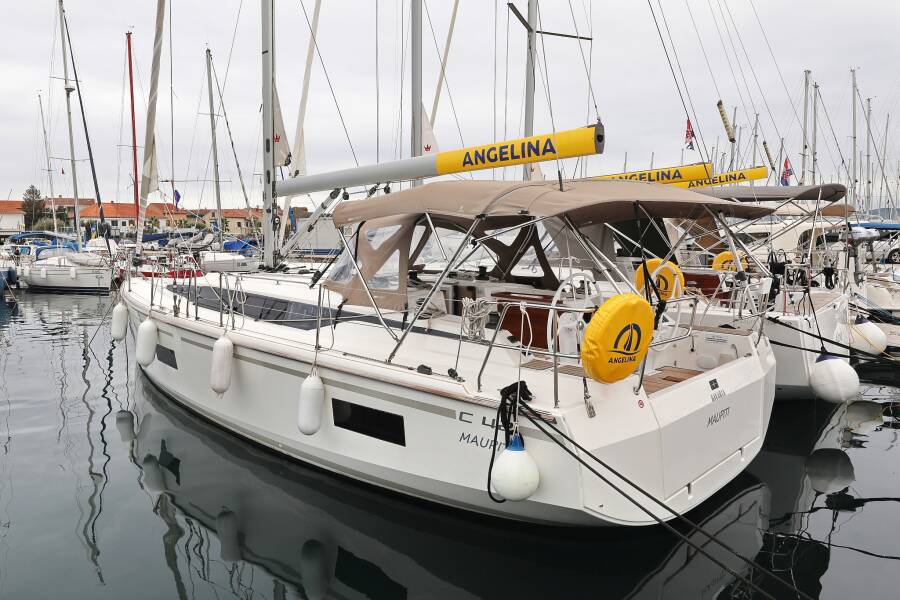 Bavaria C42  | Maupiti