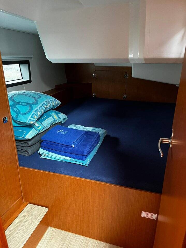 Bavaria C42  | Calefijusa