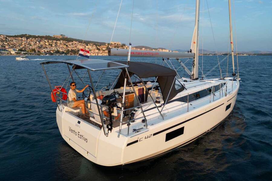 Bavaria C42  | Vento Estivo