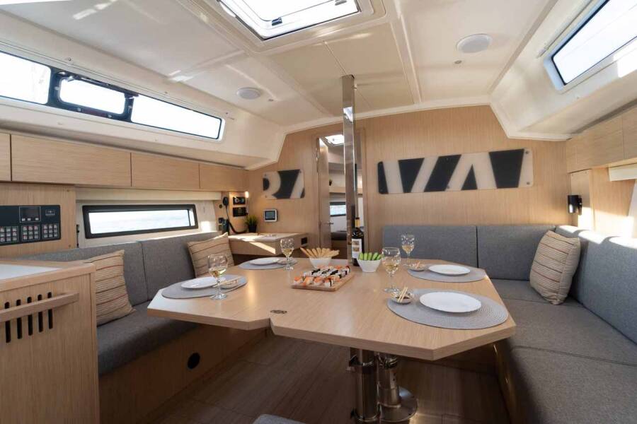 Bavaria C42  | Vento Estivo