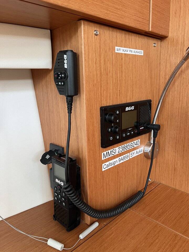 Bavaria C42  | Auka