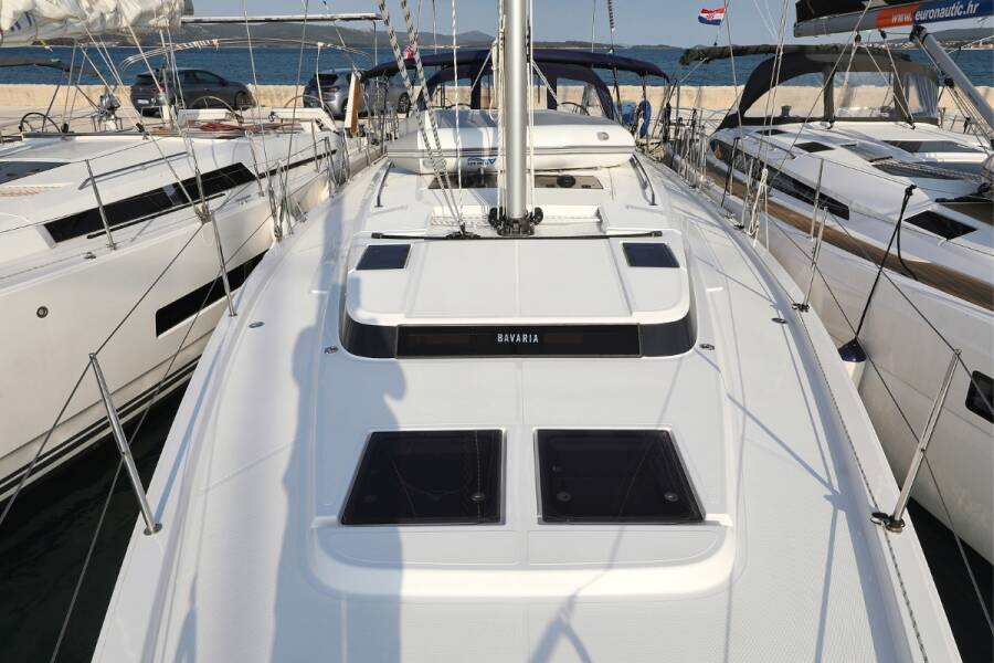 Bavaria C45 Holiday  | Bella