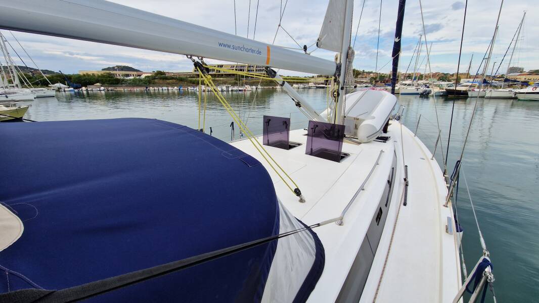 Bavaria C45 Holiday  | Lush Life