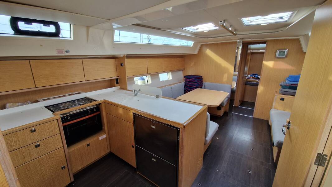 Bavaria C45 Holiday  | Lush Life